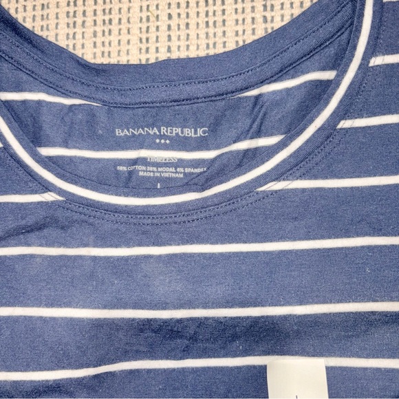 BANANA REPUBLIC FACTORY Women's Timeless Long-Sleeve Crew-Neck T-Shirt Size L - Picture 7 of 8